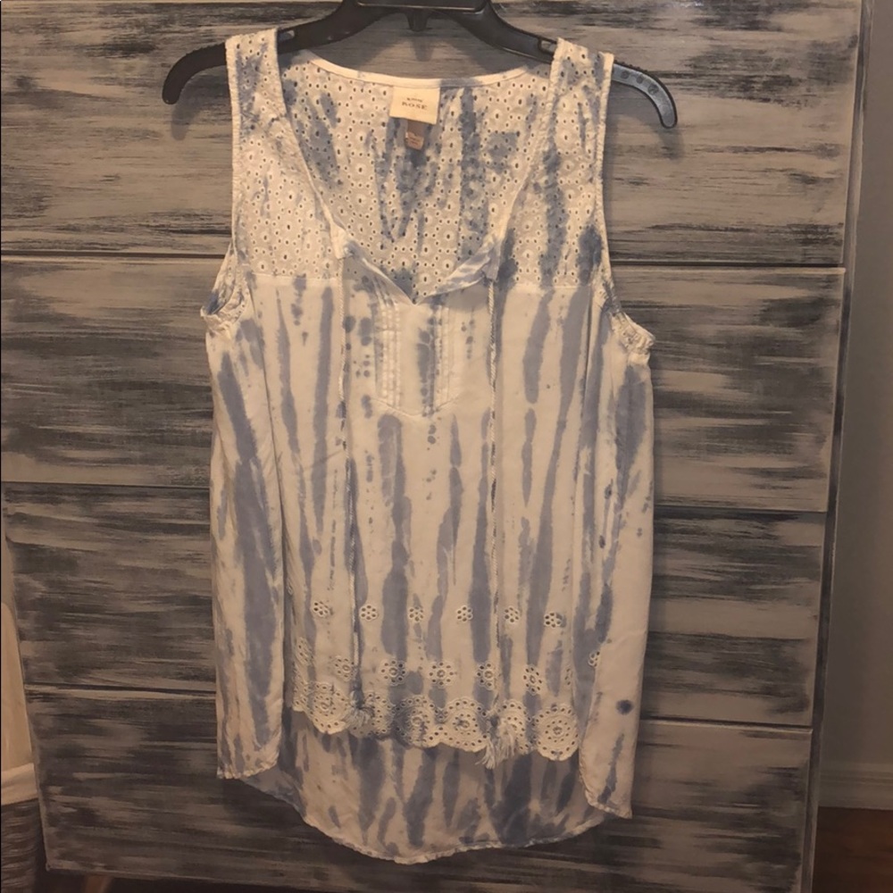 Knox Rose tank